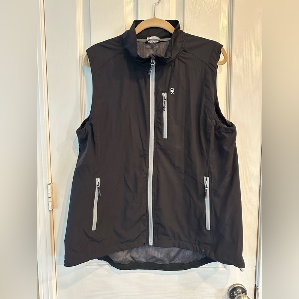 Little Dinkey Andy Lightweight Black Vest with Zipper Pockets, XXL